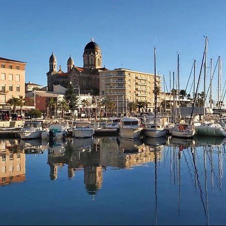 Studio 2 Neuf A 100M Des Plages Et De La Gare Saint-Raphaël Dış mekan fotoğraf
